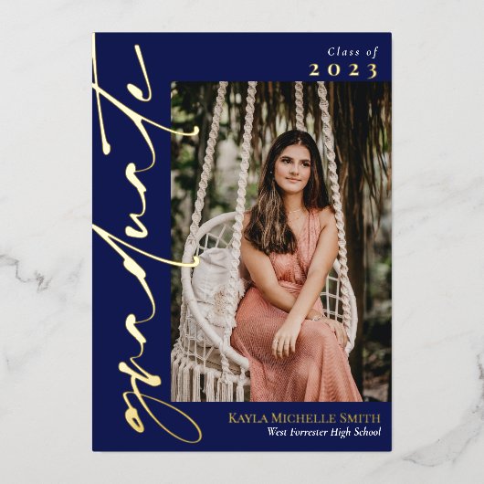 Navy Blue Gold Calligraphy Photo Afstuderen Folie Uitnodiging (Voorkant)