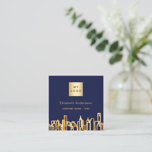 Navy blue gold city skyline modern qr code logo vierkante visitekaartje (Staand voorkant)