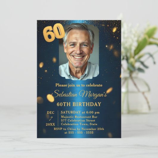 Navy Blue Gold Glitter Photo 60th Birthday Party Kaart (Staand voorkant)