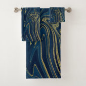 Navy Blue & Gold Modern Glam Marble Chic look Bad Handdoek (Insitu)