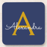 Navy Blue Gold Modern Script Girly Monogram Naam Bier Onderzetter<br><div class="desc">Navy Blue en Gold Simple Script Monogram Name Paper Onderzetters. Dit maakt het perfecte afstuderen,  de verjaardag,  de bruiloft,  het vrijgezellenfeest,  de verjaardag,  het baby shower of het bachelorette feest cadeau voor iemand die van glam luxe en chic stijlen houdt.</div>