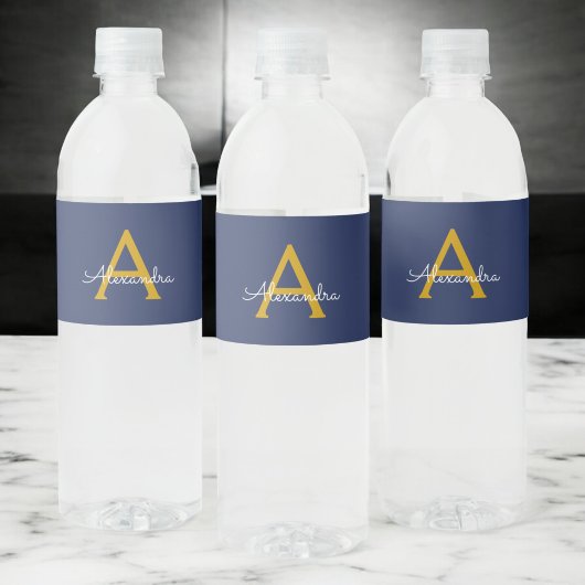 Navy Blue Gold Modern Script Girly Monogram Naam Waterfles Etiket