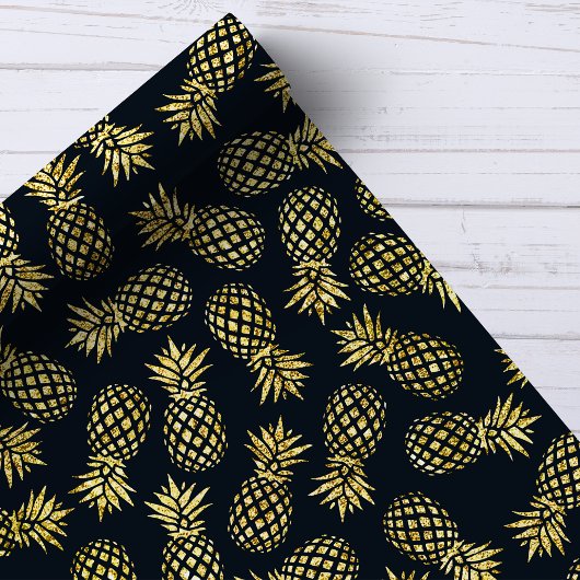 Navy Blue Gold Pineapple Pattern Cadeaupapier