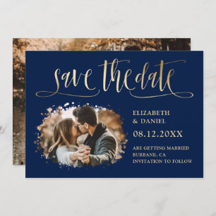 Navy Blue Gold Script Weduwfoto slaat de datum op Save The Date