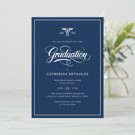 Navy Blue Graduation Party Kaart (Staand voorkant)