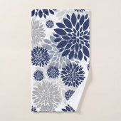 Navy Blue Gray Flower Pattern Bad Handdoek (Handdoek)
