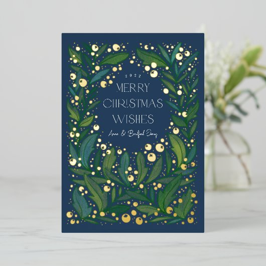 Navy Blue Greenery Wreath Merry Kerstmis Folie Feestdagenkaart (Staand Voorkant)