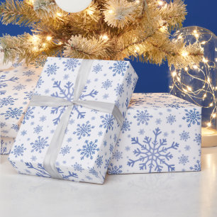 Navy Blue-kerstsnowflakes op Winter White Cadeaupapier