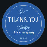 Navy Blue Kids Birthday Party Dank je Ronde Sticker<br><div class="desc">Leuk blauwe verjaardag dank je dat je sticker bent met harttekening. Pas het aan met jouw naam,  aantal jaren en verjaardagsdatum.</div>