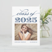 Navy Blue Klasse van 2025 Foto Afstuderen Aankondiging (Staand voorkant)