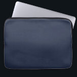 Navy Blue Laptop Sleeve<br><div class="desc">Deze donkere schaduw van de meest populaire kleur ter wereld werd ooit marien blauw genoemd en wordt sinds de achttiende eeuw door de Britse marine gebruikt. Navy blue vertegenwoordigt vertrouwen en stabiliteit en is minder aandacht dan lichtere tinten blauw. Navy blue is conservatief en roept gevoelens van traditie en conventie...</div>