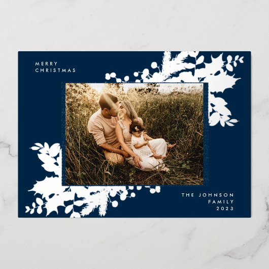 Navy Blue Merry kerst Holly Foto Silver Folie Feestdagenkaart (Voorkant)