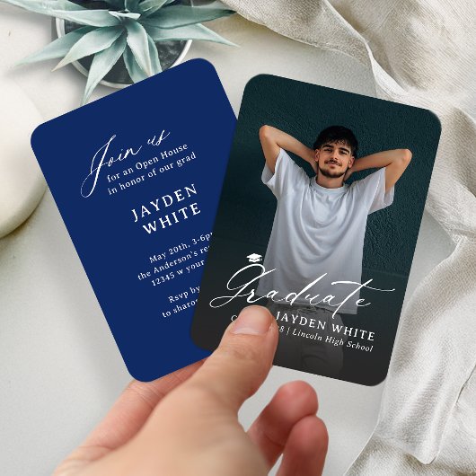Navy Blue Mini Modern Script Photo Graduation Informatiekaartje