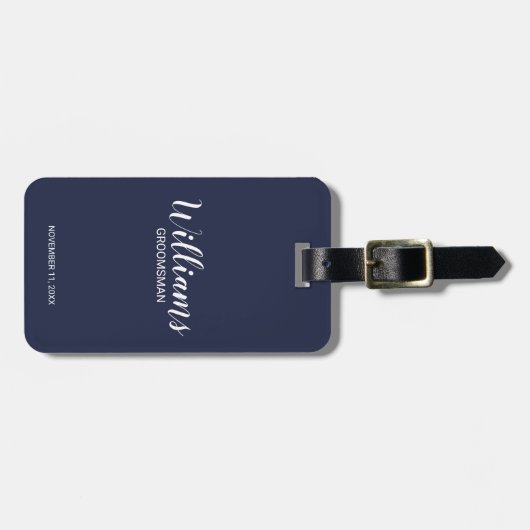 Navy Blue Modern Script Personalized Groomsmen Bagagelabel (Voorkant horizontaal)