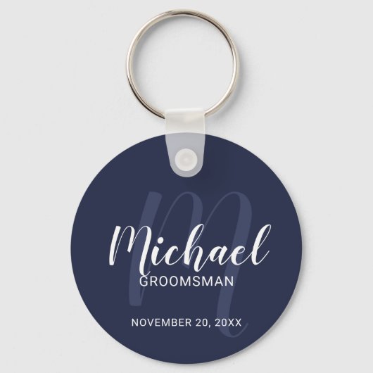 Navy Blue Modern Script Personalized Groomsmen Sleutelhanger (Voorkant)