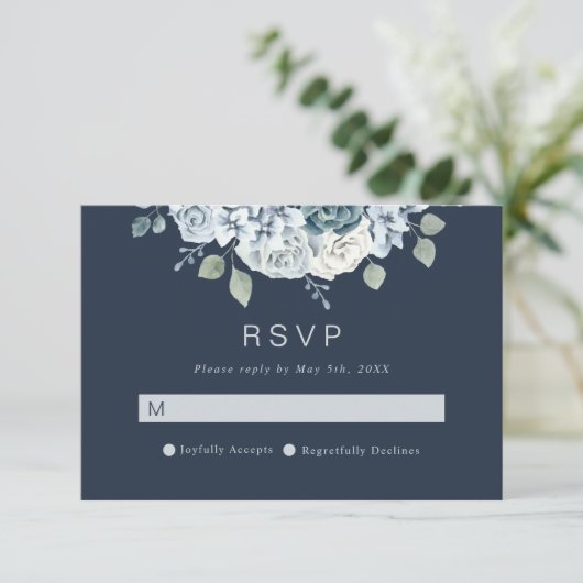 Navy Blue Modern Waterverf Floral Wedding RSVP Kaartje (Staand voorkant)