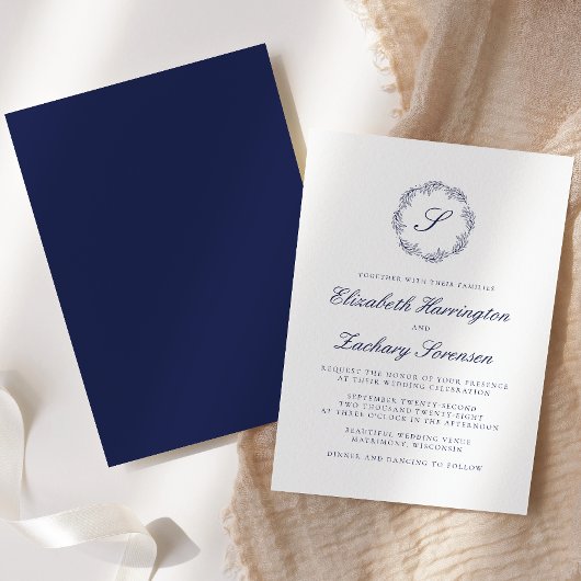 Navy Blue Monogram Wreath Script Wedding Kaart