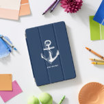 Navy Blue Nautical Anchor Gepersonaliseerde iPad C iPad Pro Hoesje<br><div class="desc">nautische iPad Pro-hoes met ankerillustratie. Personaliseer door namen of korte zinnen toe te voegen.</div>