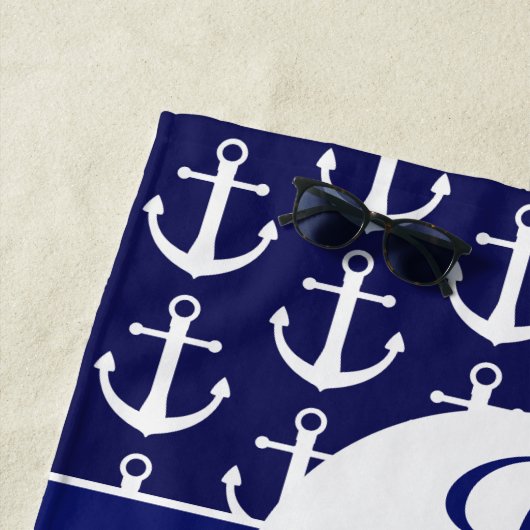 Navy Blue Nautical - Mongrammed Nautical Strandlaken (In situ)
