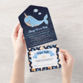 Navy Blue onder het Zee Narwhal Baby shower All In One Uitnodiging (Afscheurbaar)