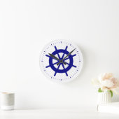 Navy Blue op White Coastal Decor Ship Wheel Ronde Klok (Huis)