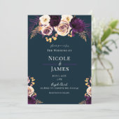 Navy Blue Paarse Dark Floral Greenery Wedding Kaart (Staand voorkant)