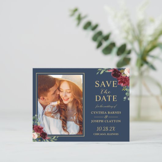 Navy Blue Red Floral Foto slaat de datum op Briefkaart (Staand voorkant)