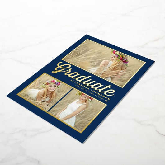Navy Blue Retro Script Fotocollage Afstuderen Folie Uitnodiging (Gedraaid)