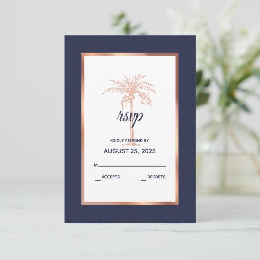 Navy Blue Roos Gold Copper Palm Tree Beach Weddens RSVP Kaartje (Staand voorkant)