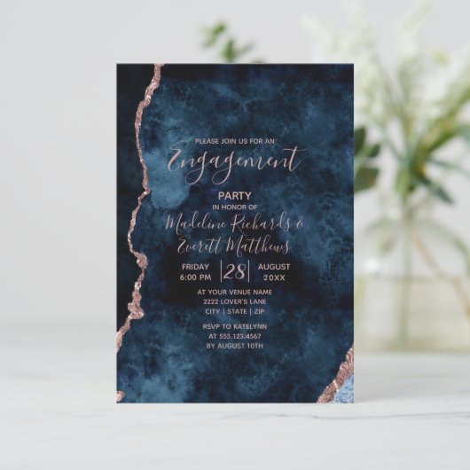 Navy Blue Roos Gold Engagement Party Uitnodiging (Staand voorkant)