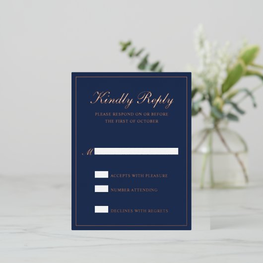 Navy Blue Roos Gold Foil Formal Wedding RSVP Kaart (Staand Voorkant)