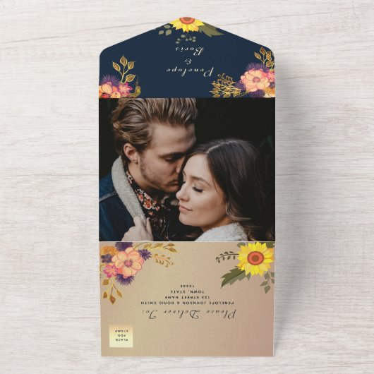 Navy Blue Rustic Sunflower Wedding All In One Uitnodiging (Buitenkant)