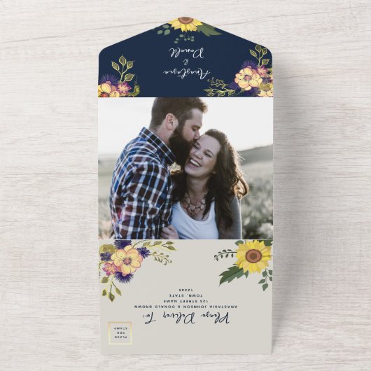 Navy Blue Rustic Sunflower Wedding All In One Uitnodiging (Buitenkant)