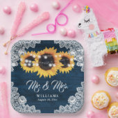 Navy Blue Rustic Wood Lace Sunflower Weddenschap Papieren Bordje (Feest)