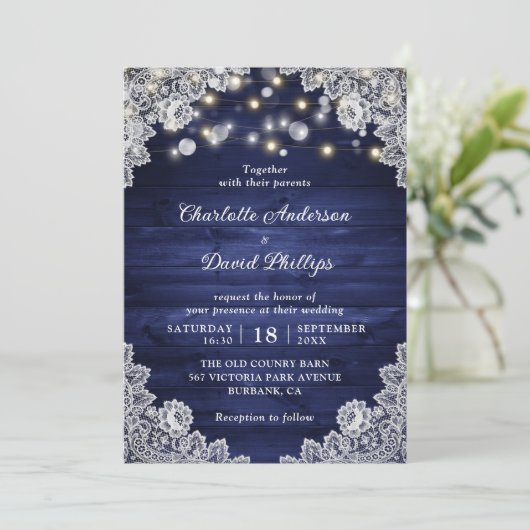 Navy Blue Rustic Wood String Lights Wedding Kaart (Staand voorkant)