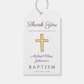 Navy Blue Script Religious Cross Boy Baptisme Cadeaulabel (Voorkant)