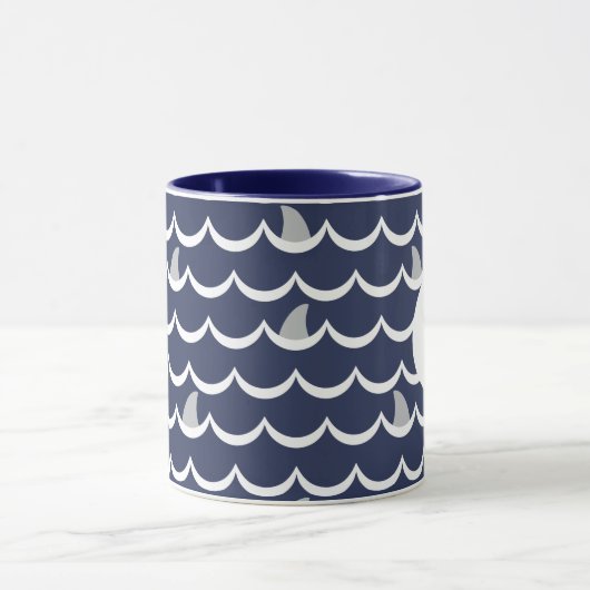 Navy Blue Shark Fin Monogram Mok (Midden)