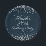 Navy Blue Silver Glitter 80th Birthday Party Papieren Bordje<br><div class="desc">Elegant marvy blue met zilveren glitter 80ste verjaardagsfeestpapieren borden,  gepersonaliseerd met een naam. Neem contact met ons op voor hulp bij aanpassingen of overeenkomende producten.</div>