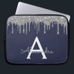 Navy Blue Silver Glitter Sparkle Monogram Laptop Sleeve<br><div class="desc">Navy Blue en Silver Faux Dripping Modern en Elegant Girly Glitter en Sparkle Elegant Monogram Hoesje. Dit hoesje kan worden aangepast om uw initiaal en voornaam op te nemen.</div>
