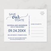 Navy Blue Simple Calligraphy Wedding Save the Date Aankondigingskaart (Achterkant)