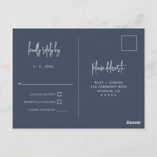 Navy Blue Simple Lettering Wedding RSVP Briefkaart (Achterkant)