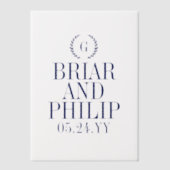 Navy Blue Slender Laurel Krans Monogram Huwelijk Vellum Uitnodigingen (Voorkant)