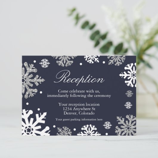 Navy Blue Snowflakes Winter Weddenschap Informatiekaartje (Staand voorkant)
