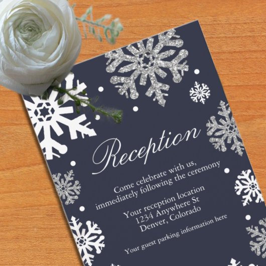 Navy Blue Snowflakes Winter Weddenschap Informatiekaartje