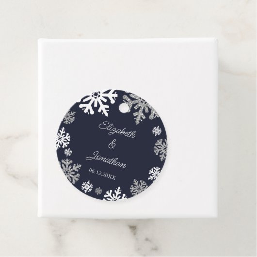 Navy Blue Snowflakes Winter Wedding Bedankjes Labels (In situ)