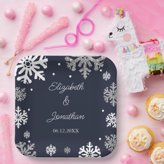 Navy Blue Snowflakes Winter Wedding Papieren Bordje (Feest)