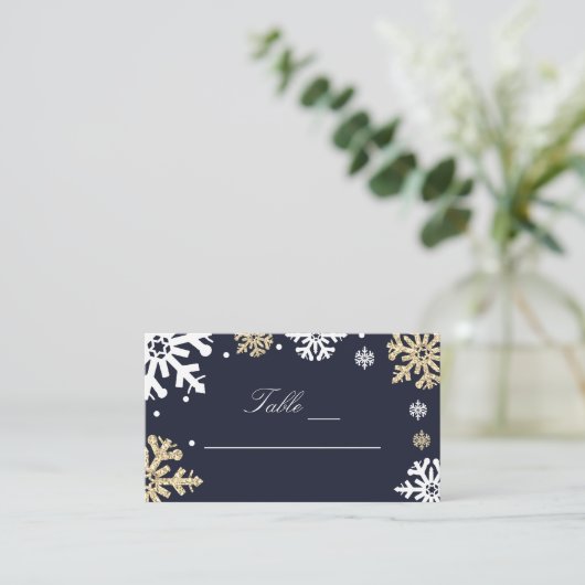 Navy Blue Snowflakes Winter Wedding Plaatskaartje (Staand voorkant)