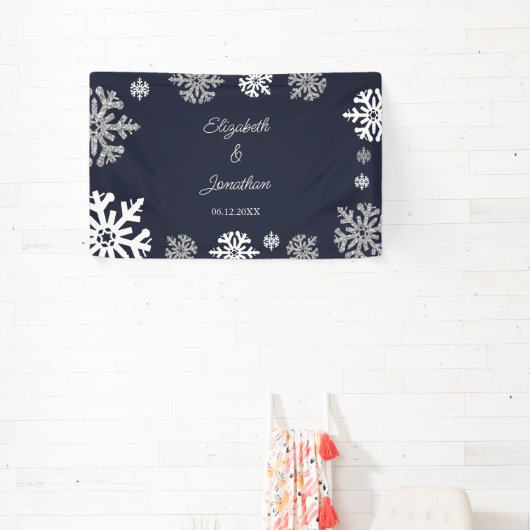 Navy Blue Snowflakes Winter Wedding Spandoek (Insitu)