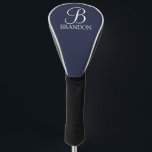 Navy Blue Specialized Script Monogram en Naam Golfheadcover<br><div class="desc">De gepersonaliseerde eigenschappen van het Monogram en van de Gift van de Naam personaliseerde monogram in de witte klassieke stijl van de manuscriptdoopvont en naam in de witte klassieke stijl van de serif doopvont op marine blauwe achtergrond. Perfect als vakantie cadeau, vaderdag cadeau, cadeau voor je pensioen, dank je voor...</div>
