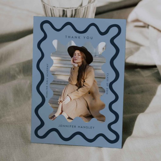 Navy Blue Squiggly Wavy Lijst Afstuderen Dank u Aankondiging
